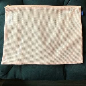 BAGGU Pink Net Pouch
